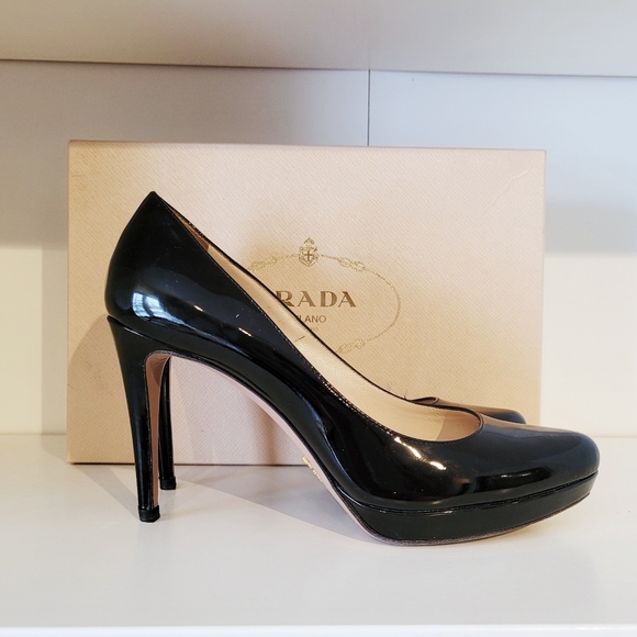 Prada Black Pumps - Picture 1 of 8